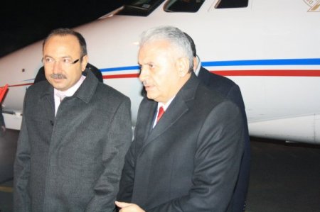 Bakan Yıldırım Kars'a geldi