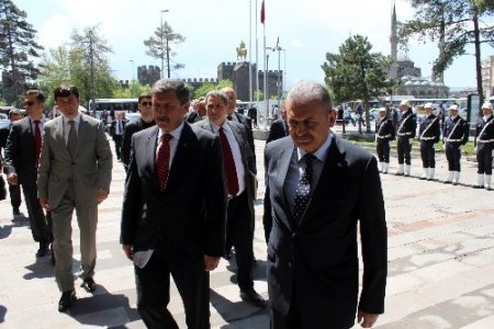 Bakan Yıldırım: Kayseri Hızlı Tren Hattı, siyasi malzeme yapılmasın