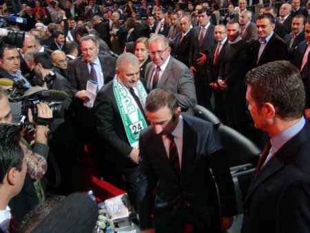 Bakan Yıldırım: Köprü ve otoyollarla ilgili yol haritası daha sonra belli olacak