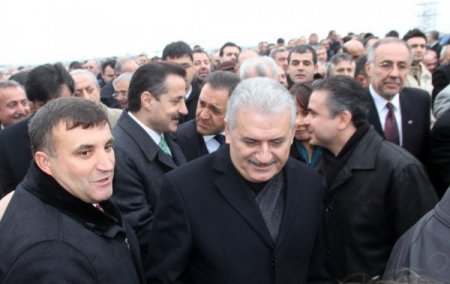 Bakan Yıldırım: Siber güvenlik ülke güvenliğiyle eş değer duruma geldi