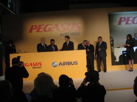 Bakan Yıldırım: Türk Sivil Havacılık sistemi yarım asır geride kaldı