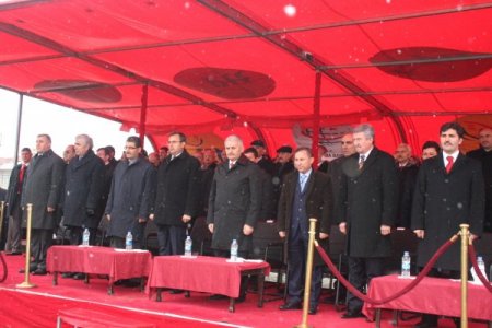 Bakan Yıldırım: Ulaşım Sektörü Türkiye’nin Kalkınmasının Motorudur, Lokomotifidir