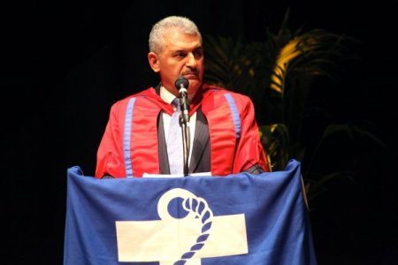 Bakan Yıldırım’a Dünya Denizcilik Üniversitesi'nden büyük onur