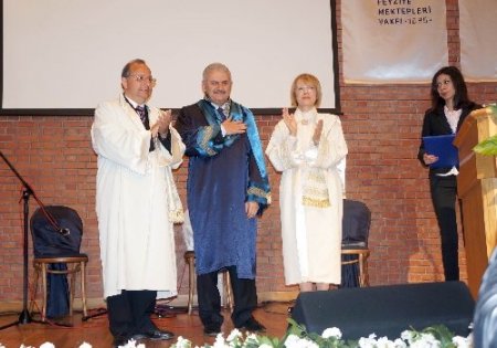 Bakan Yıldırım’a fahri doktora