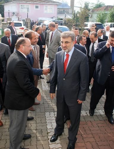 Bakan Yıldız: Bozkırlarda Santral Kuramayız, Su Ve Yeşilin Olduğu Her Yer Enerjidir