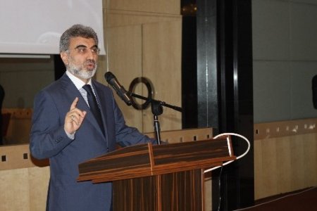 Bakan Yıldız: Enerji Devrinde İstanbul Doğalgazsız Kalmayacak