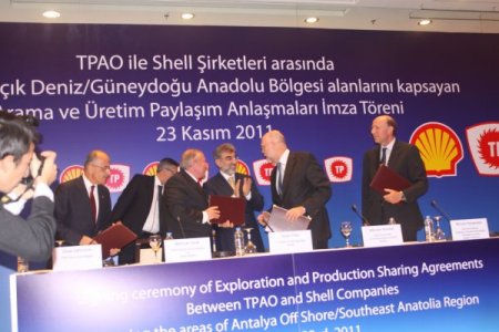 Bakan Yıldız: Shell İle İmzalanan Anlaşma Siyasi Değil, Teknik