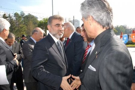 Bakan Yıldız: Spekülasyonlarla Uğraşacak Vaktimiz Yok, İş Yapmaya Çalışıyoruz