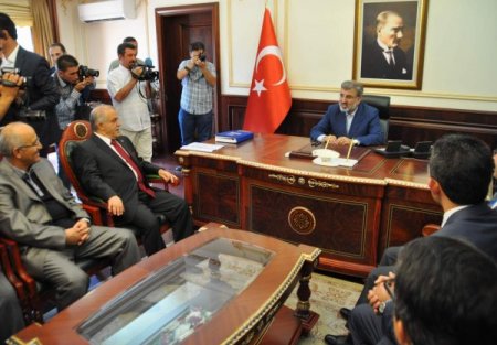 Bakan Yıldız: Suriye'nin Kuzeyinden Boru Hattı Geçirilmesi Söz Konusu Değil