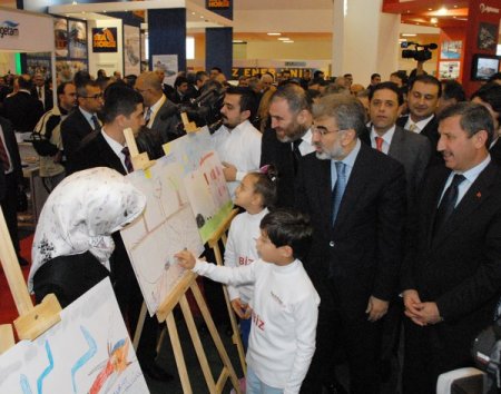 Bakan Yıldız: TANAP’ta güzergah belirme çalışmaları sürüyor