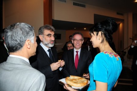 Bakan Yıldız: Türkmenistan gazını TANAP’ta görmek istiyoruz