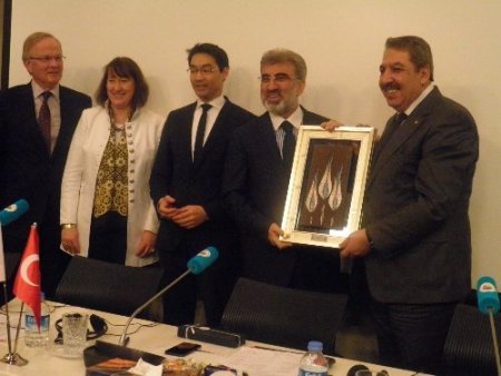 Bakan Yıldız’dan AB'ye enerji sitemi