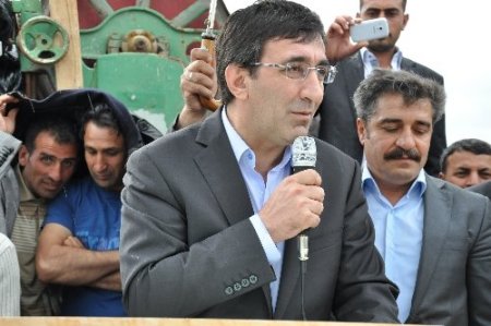 Bakan Yılmaz: Burada yetişecek gençlerimiz kandil gibi etraflarını aydınlatacak