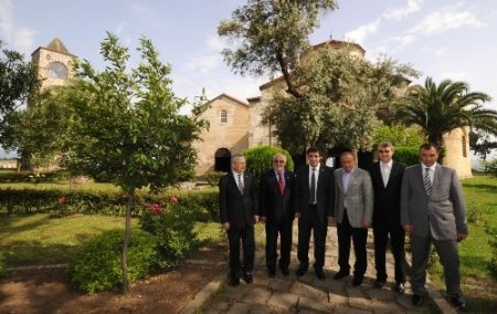 Bakan Yılmaz: Doğu Karadeniz alternatif turizme uygun