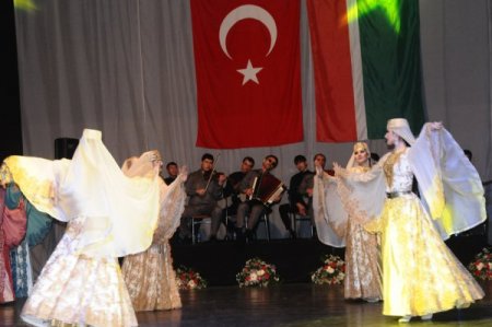 Bakan Yılmaz : Grozni Bir Daha Yıkılmasın