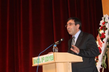 Bakan Yılmaz: HAS Parti bize yeni fikirler getirecek