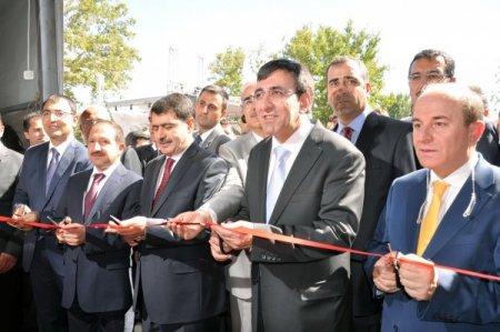 Bakan Yılmaz: Teröre karşı inadına kardeşlik diyeceğiz