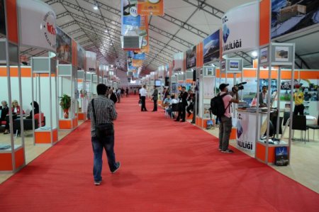 Bakan Yılmaz: Teröre karşı inadına kardeşlik diyeceğiz