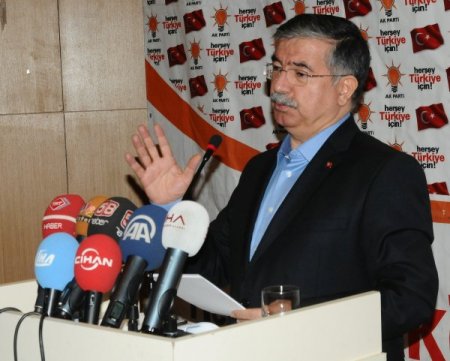 Bakan Yılmaz: Türkiye’de yaşayanların ayrısını gayrısını görmemiz lazım