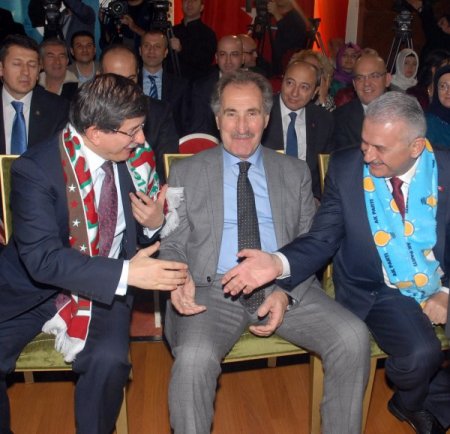 Bakanlar, İzmir’de yerel seçimin startını verdi