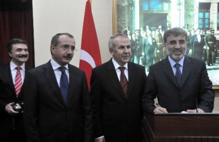 Bakanlar Dinçer Ve Yıldız: İki İşçimiz Bulunana Kadar Hiçbir Yere Gitmeyeceğiz