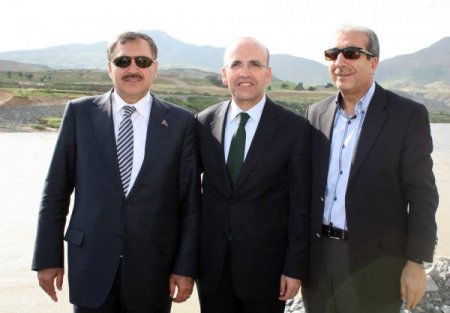 Bakanlar Ilısu Barajında İncelemelerde Bulundu