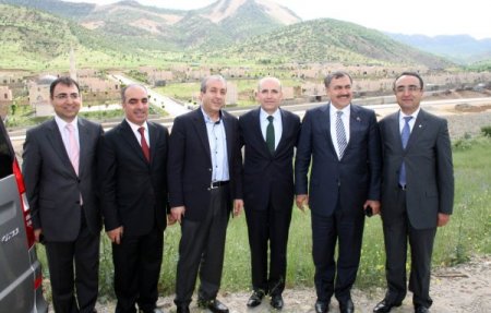 Bakanlar Ilısu Barajında İncelemelerde Bulundu