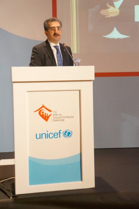 Bakanlık, 1 milyon 300 bin engelli ve yaşlıya maaş bağladı