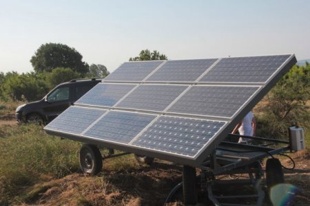 Bakanlık Destek Verdi, Elmalarını Güneş Enerjisiyle Suluyor