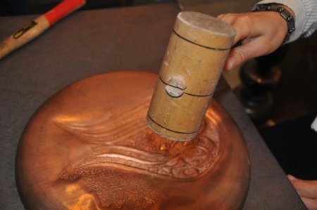 Bakırcı kadınlar işledikleri motifleri sergiledi