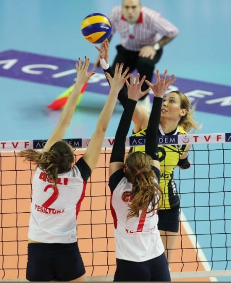 Bakırköy Belediyesi Yeşilyurt, Fenerbahçe'yi 3-1 yendi