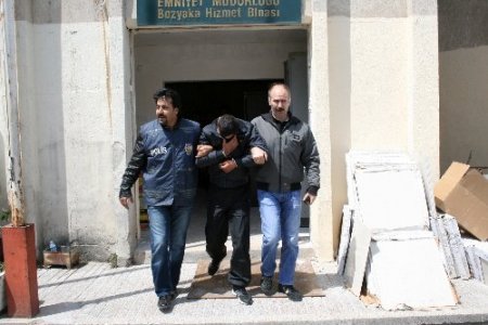 Baklava hırsızlarına suçüstü