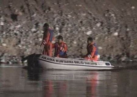 Balık Avlarken Akıntıya Kapılan Genç Kayboldu