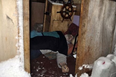 Balıkçı, Teknesinde Donarak Öldü