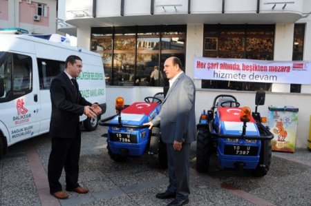 Balıkesir Belediyesi araç filosuna dört yeni araç kattı