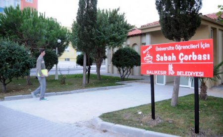 Balıkesir Belediyesi geçen yıl 20 bin öğrenciye çorba ikram etti