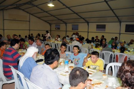 Balıkesir Belediyesi Her Gün 3 Bin Kişiye İftar Yaptıracak