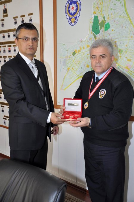 Balıkesir Emniyeti Atış Şampiyonasında Türkiye Birincisi Oldu