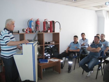 Balıkesir İtfaiyesi Personeline İleri Sürüş Teknikleri Eğitim Verildi