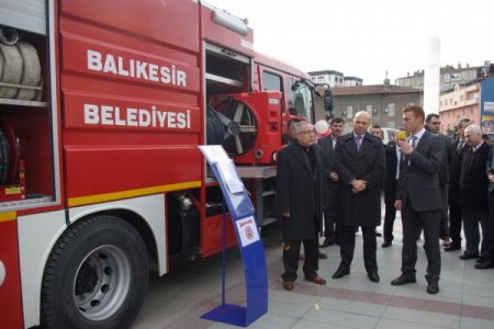 Balıkesir İtfaiyesi üç yeni araç aldı