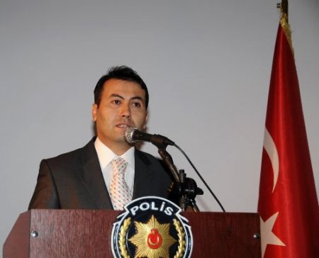 Balıkesir Polisi 500 Öğrenciyi Korumaya Aldı