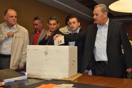 Balıkesir Sanayi Odası'na genç iş adamı İsmail Uğur başkan oldu