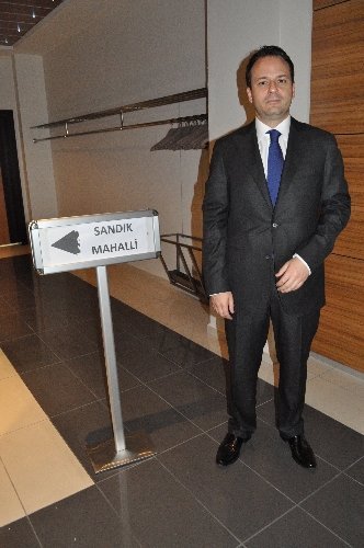 Balıkesir Sanayi Odası'na genç iş adamı İsmail Uğur başkan oldu