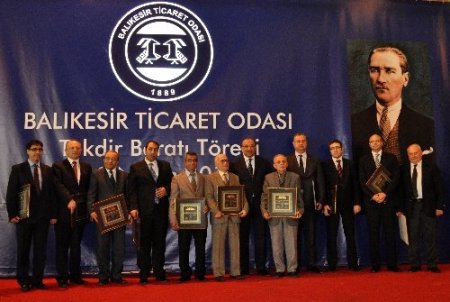 Balıkesir Ticaret Odası 343 üyesine takdir beratı verdi