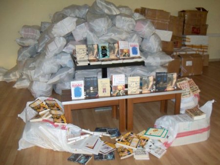 Balıkesir'de 12 Bin Adet Bandrolsüz Kitap Ele Geçildi