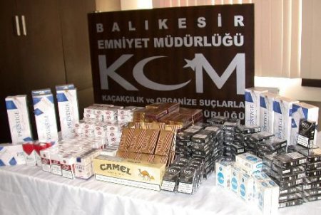Balıkesir'de 438 Paket Kaçak Sigara Ele Geçirildi.