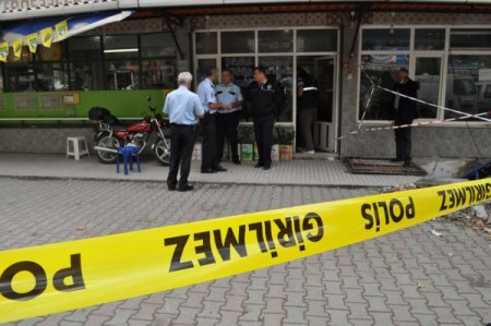 Balıkesir'de dünürlerin tartışması kana bulandı: 1 ölü, 1 yaralı