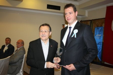 Balıkesir'de En Yüksek Sgk Primi Ödeyen Kurumlara Plaket Verildi