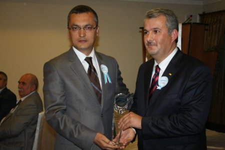 Balıkesir'de En Yüksek Sgk Primi Ödeyen Kurumlara Plaket Verildi