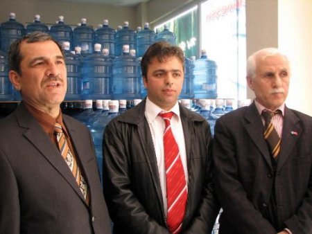 Balıkesir'de Memurlar Damacana Suyu Ucuz İçecek